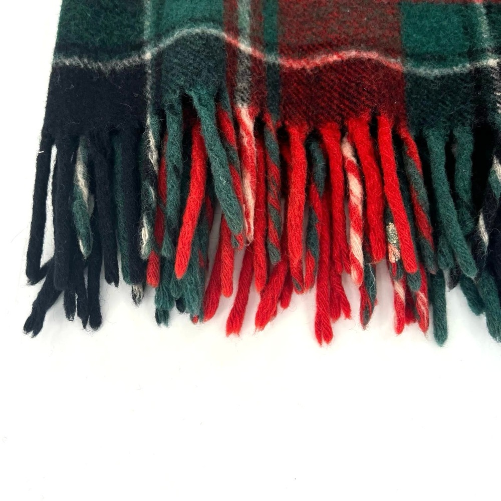 Faribo Fluff-Loomed wool plaid throw. 44” square - Picture 2 of 5